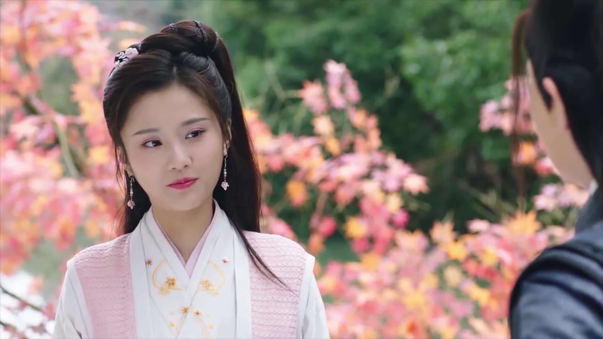 开云体育客户端-巴黎引进欧洲顶级中场,实力大幅升级,巴黎的中场